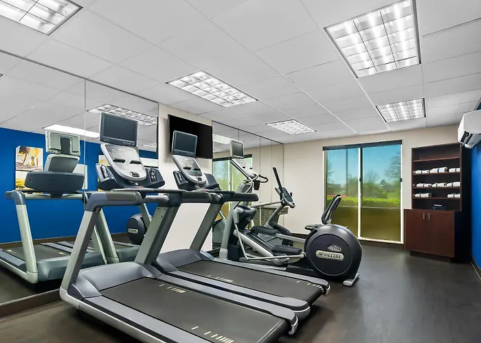 Comfort Suites Bentonville - Rogers