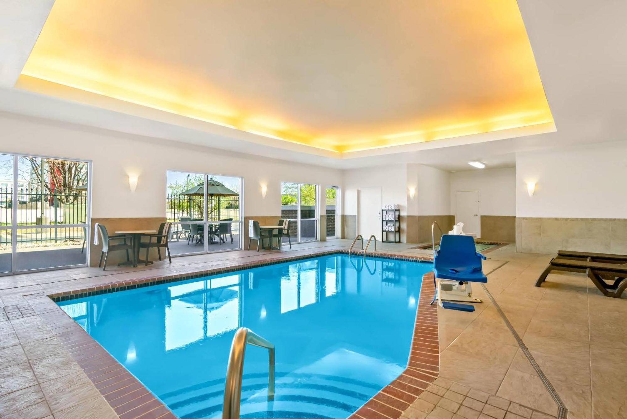 Comfort - Rogers Hotel 2*
