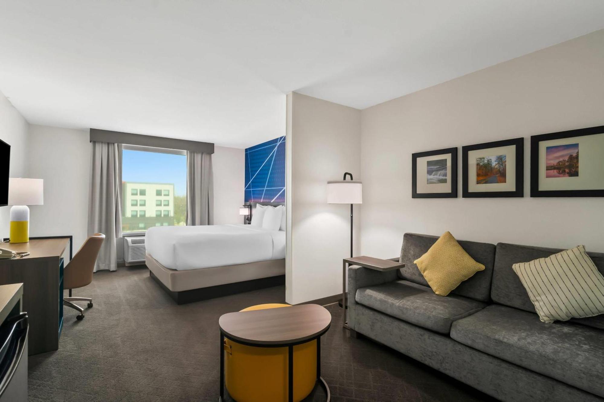 Hotel Comfort - Rogers